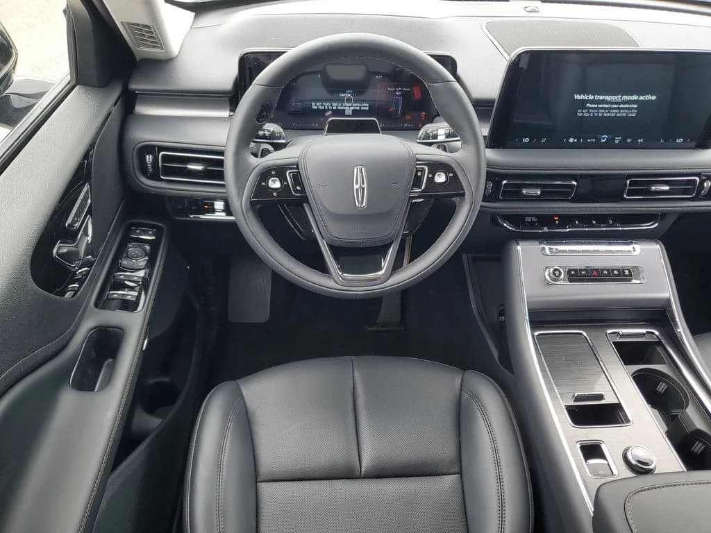 Lincoln Aviator Premiere RWD 2025 — side view