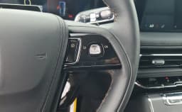 Lincoln Aviator Premiere RWD 2025 — side view