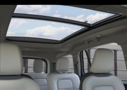 Lincoln Aviator Premiere AWD 2026 — side view
