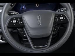 Lincoln Aviator Premiere AWD 2026 — side view