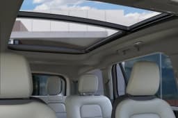 Lincoln Aviator Premiere AWD 2026 — side view