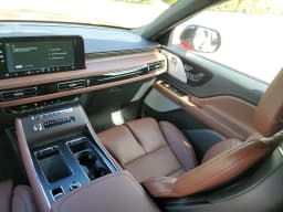 Lincoln Aviator Reserve RWD 2026 — side view