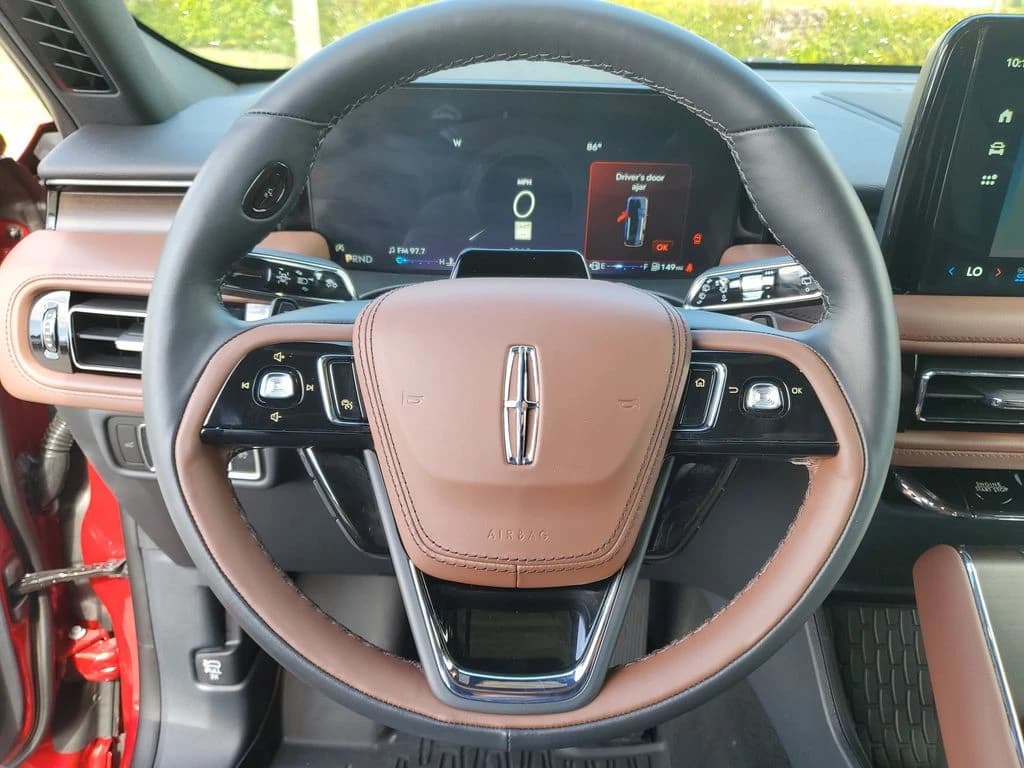 Lincoln Aviator Reserve RWD 2026 — side view