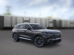 Lincoln Aviator Reserve AWD 2025 — side view