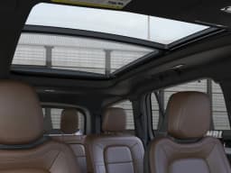 Lincoln Aviator Reserve AWD 2025 — side view