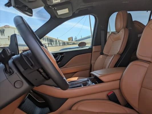 Lincoln Aviator Black Label AWD 2025 — side view
