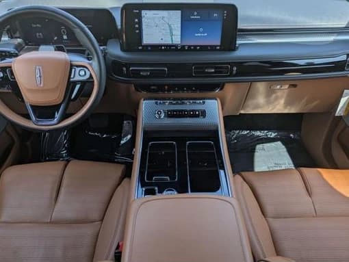 Lincoln Aviator Black Label AWD 2025 — side view