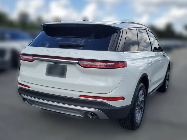 Lincoln Corsair Premiere FWD 2026 — side view