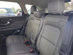 Lincoln Corsair Premiere FWD 2026 — side view