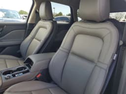 Lincoln Corsair Premiere FWD 2026 — side view