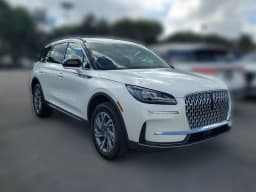 Lincoln Corsair Premiere FWD 2026 — side view