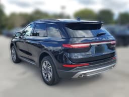 Lincoln Corsair Premiere FWD 2026 — side view