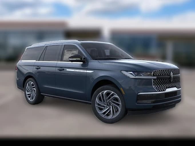 Lincoln Navigator Reserve 4x4 2026 — side view