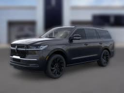 Lincoln Navigator Reserve 4x4 2026 — side view