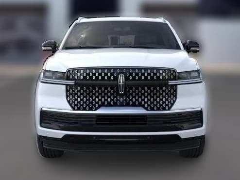Lincoln Navigator Reserve 4x4 2025 — side view