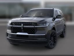 Lincoln Navigator Reserve 4x4 2026 — side view