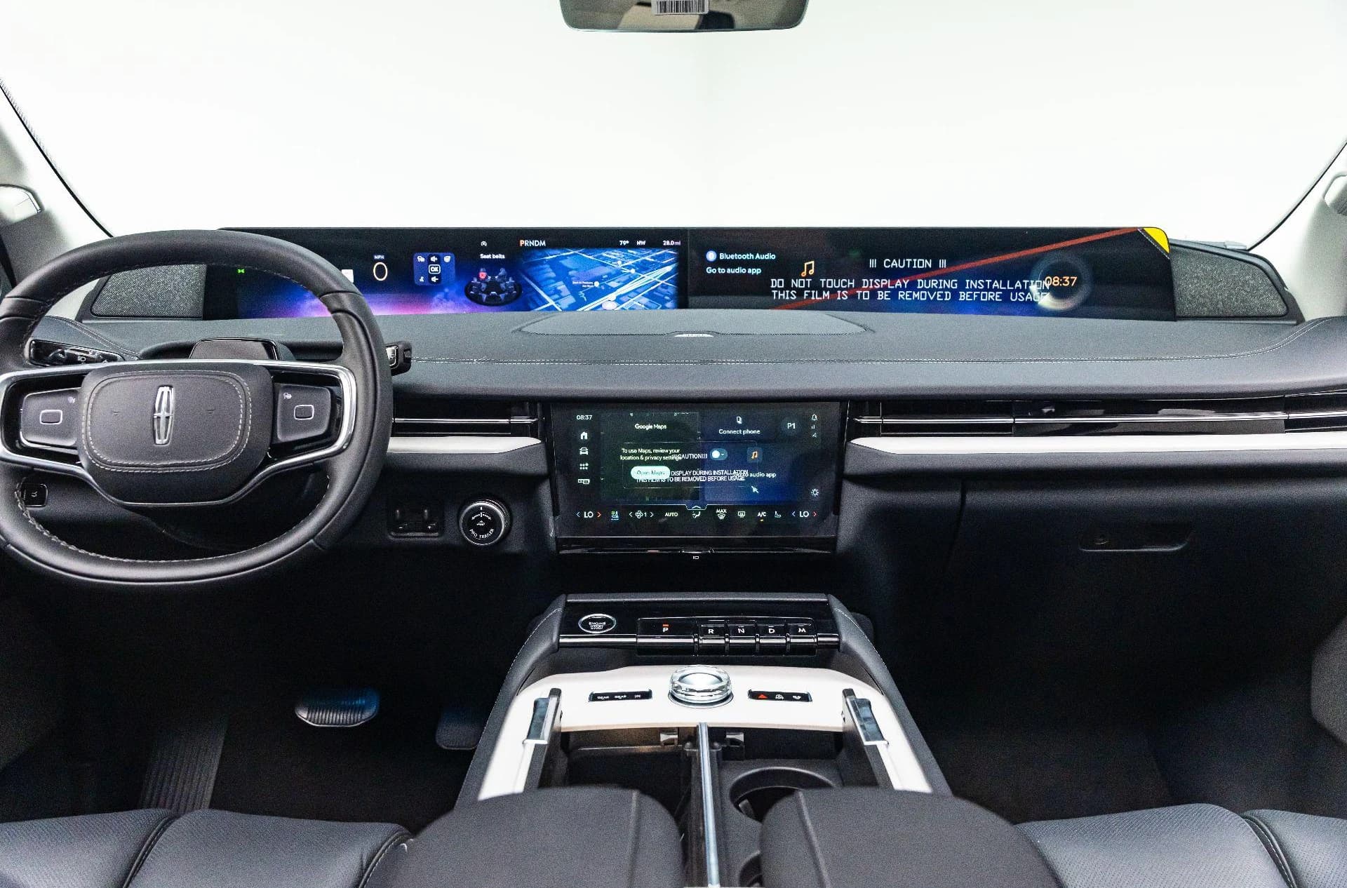 Lincoln Navigator Reserve 4x4 2027 — side view