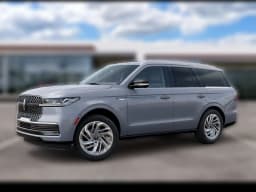 Lincoln Navigator Reserve 4x4 2027 — side view