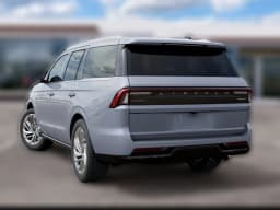 Lincoln Navigator Reserve 4x4 2027 — side view