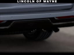 Lincoln Navigator Reserve 4x4 2027 — side view