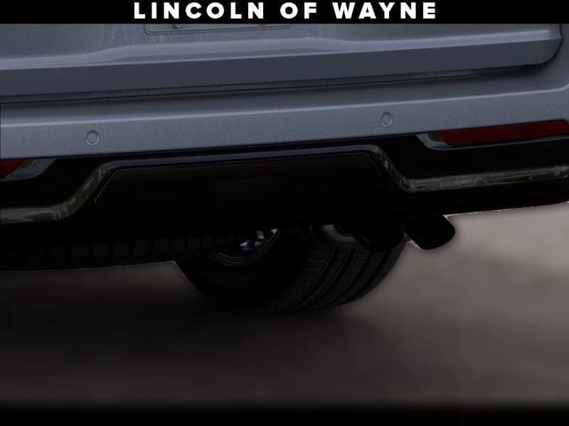 Lincoln Navigator Reserve 4x4 2027 — side view