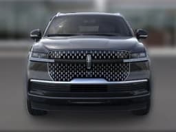 Lincoln Navigator Reserve 4x4 2026 — side view