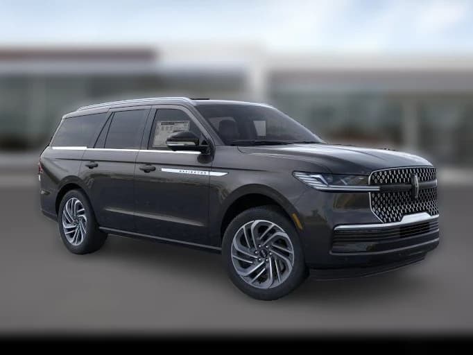 Lincoln Navigator Reserve 4x4 2026 — side view