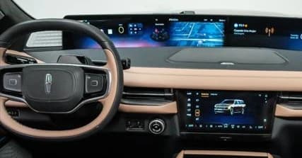 Lincoln Navigator Black Label 4x4 2026 — side view