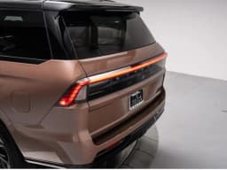 Lincoln Navigator Black Label 4x4 2026 — side view