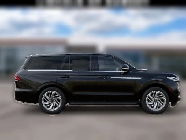 Lincoln Navigator Premiere 4x4 2027 — side view