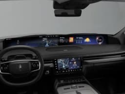 Lincoln Navigator Premiere 4x4 2026 — side view