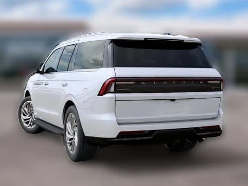 Lincoln Navigator Premiere 4x4 2027 — side view