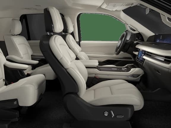 Lincoln Navigator Premiere 4x4 2027 — side view