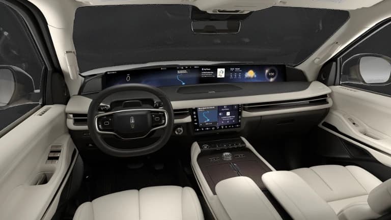 Lincoln Navigator Premiere 4x4 2027 — side view