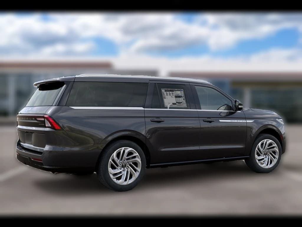 Lincoln Navigator L Reserve 4x4 2027 — side view
