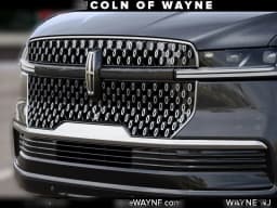 Lincoln Navigator L Reserve 4x4 2027 — side view