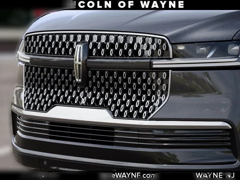Lincoln Navigator L Reserve 4x4 2027 — side view