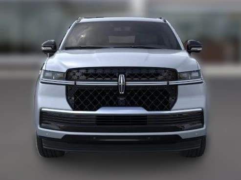 Lincoln Navigator L Reserve 4x4 2026 — side view