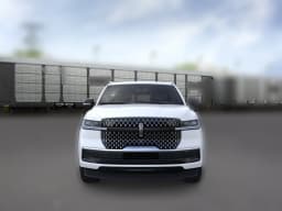 Lincoln Navigator L Reserve 4x4 2026 — side view