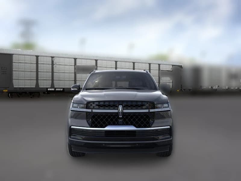 Lincoln Navigator L Reserve 4x4 2026 — side view