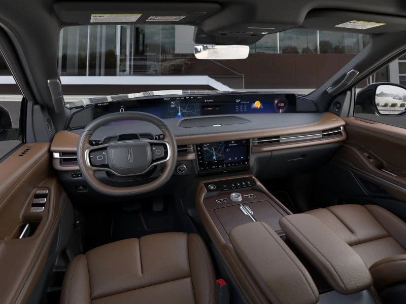 Lincoln Navigator L Reserve 4x4 2026 — side view