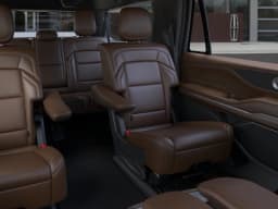Lincoln Navigator L Reserve 4x4 2026 — side view