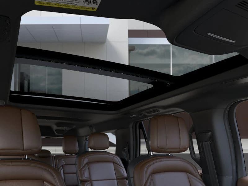 Lincoln Navigator L Reserve 4x4 2026 — side view