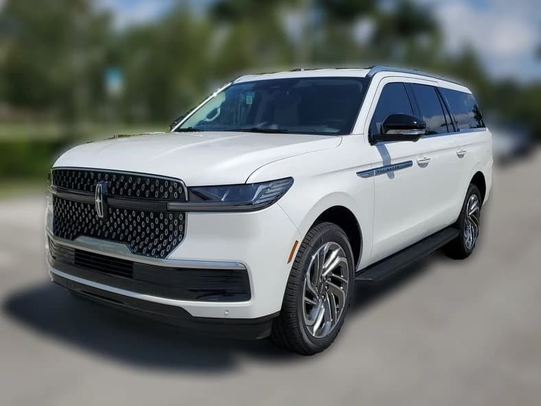 Lincoln Navigator L Premiere 4x4 2026 — side view
