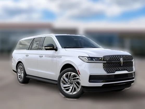 Lincoln Navigator L Premiere 4x4 2027 — side view