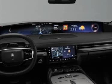 Lincoln Navigator L Premiere 4x4 2026 — side view