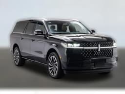 Lincoln Navigator L Black Label 4x4 2026 — side view