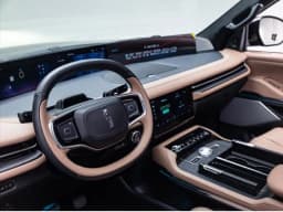 Lincoln Navigator L Black Label 4x4 2026 — side view