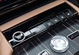 Lincoln Navigator L Black Label 4x4 2026 — side view