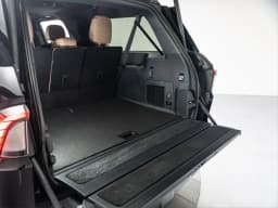 Lincoln Navigator L Black Label 4x4 2026 — side view